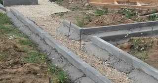 Установка бордюров для плитки в Красном Сулине в октябре