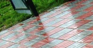 Профессиональная укладка цементной тротуарной плитки в Красном Сулине в октябре