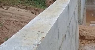 Строительство подпорной стенки из бетона в Красном Сулине в октябре